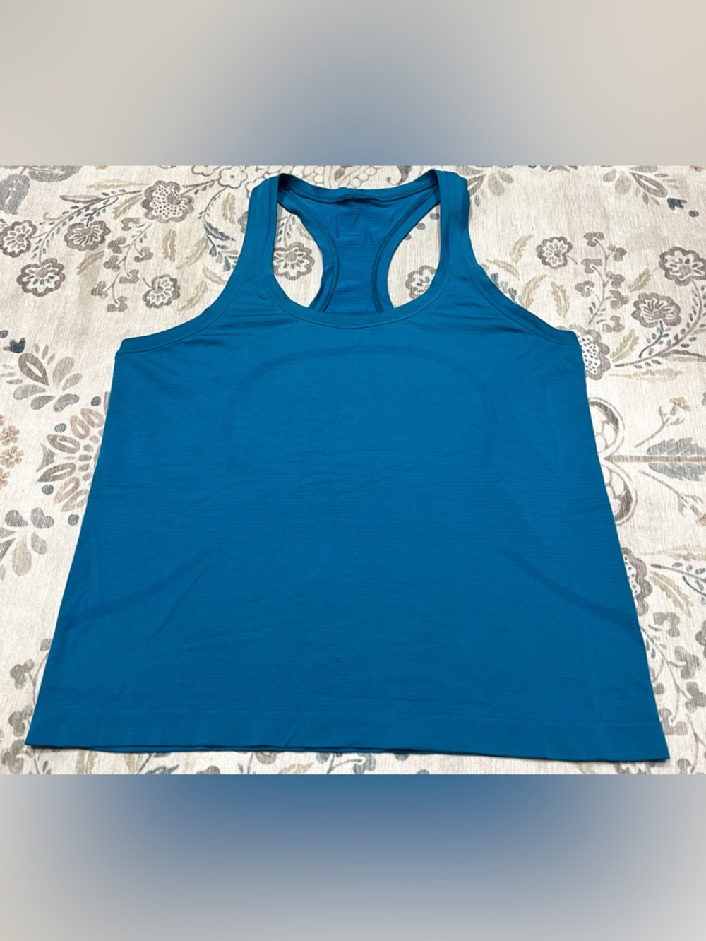 Lululemon Swiftly Tech Racerback Tank Top
Waist Length Blue Size 10